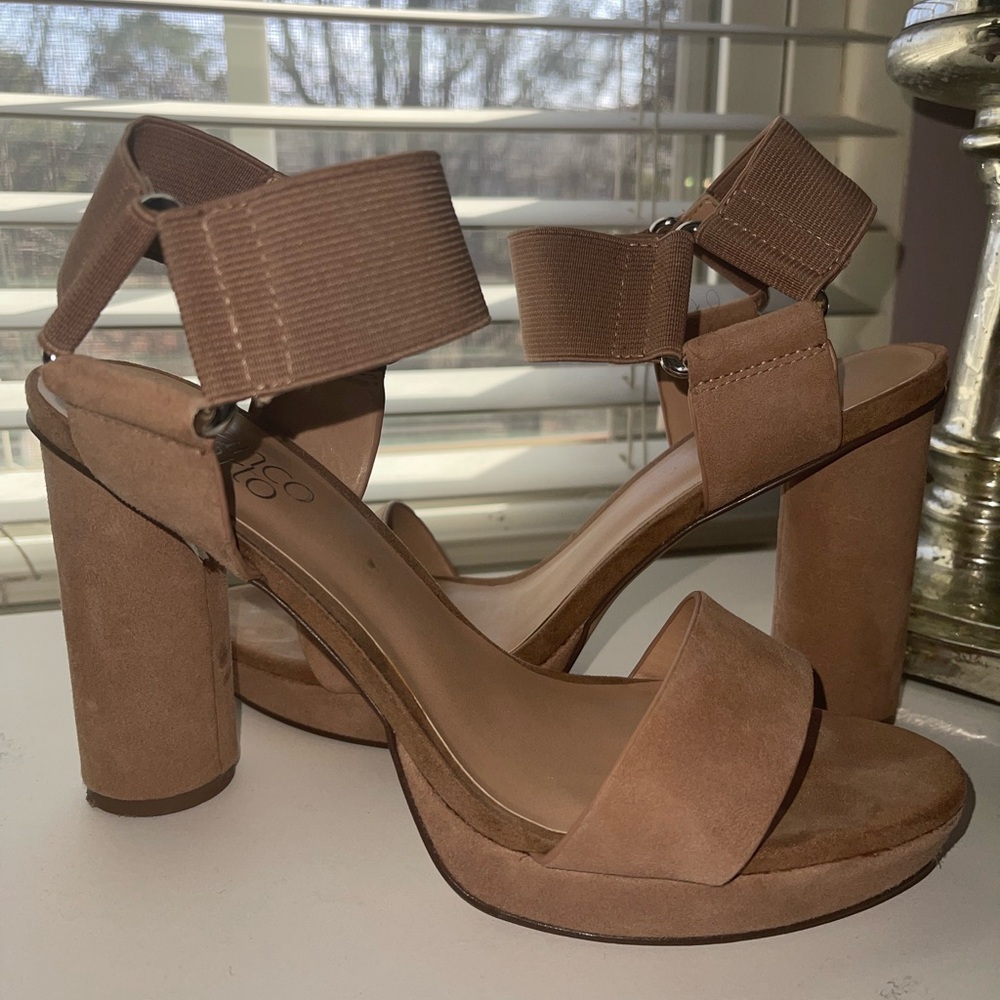 Franco Sarto Tan Suede Block Heel Sandals